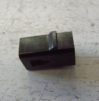 Щеткодержатель в сборе 12х9х19.5 U354-570-046 для лобзиков ЗЛ-570Э, ЗЛ-710Э