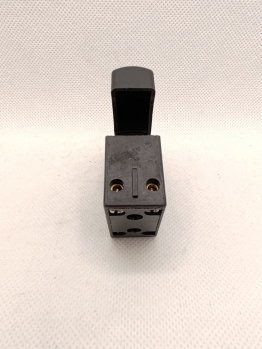 Выключатель V000-000-741 для перфораторов ЗПМ-38-1100 ЭК, ЗПВ-32-1250 ЭВК