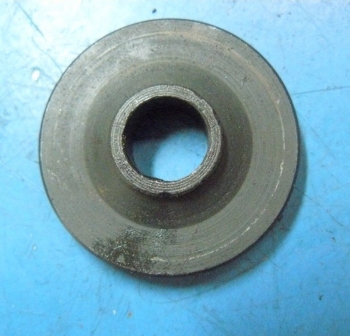 Фланец прижимной D20 вн. D40x9 U505-130-044 для пил ПД-55, ЗПД-1600