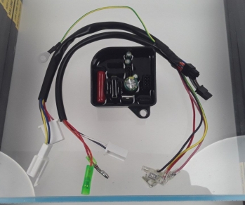 Регулятор зажигания электронный IC-2500 V000-000-408 для генераторов