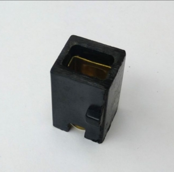 Щеткодержатель в сборе 13х12х20 U357-900-003-C для ЗР-950-82